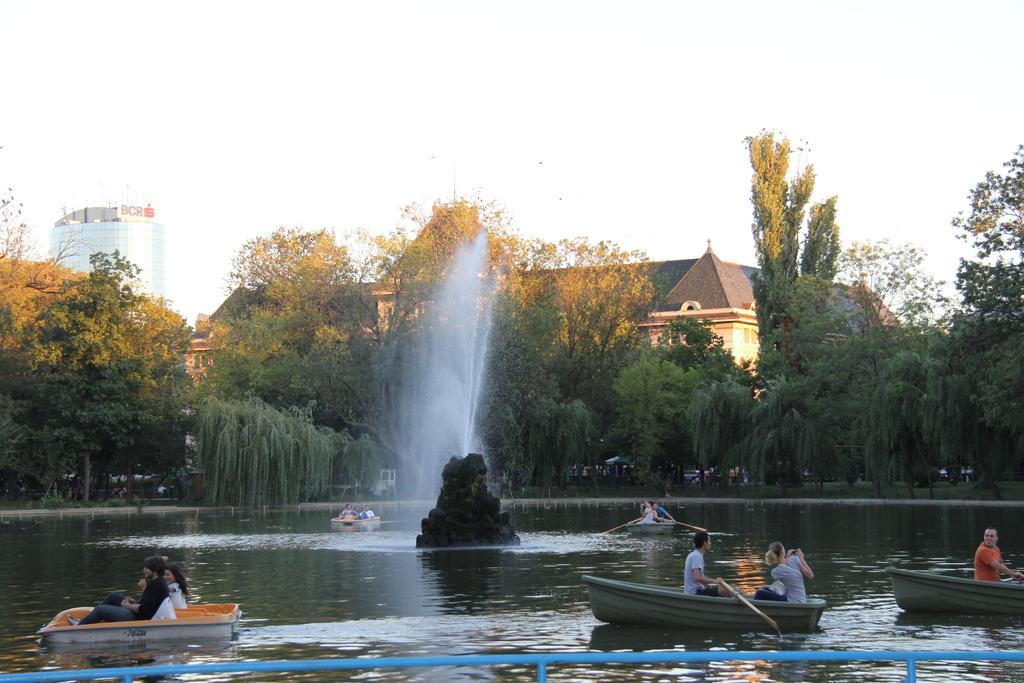 Central Park Bukarest Kültér fotó